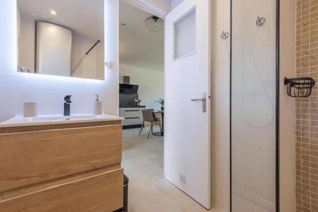 Апартаменти 2P Neuf Au Coeur De St Jean Cap Ferrat Сен-Жан-Кап-Ферра Екстер'єр фото